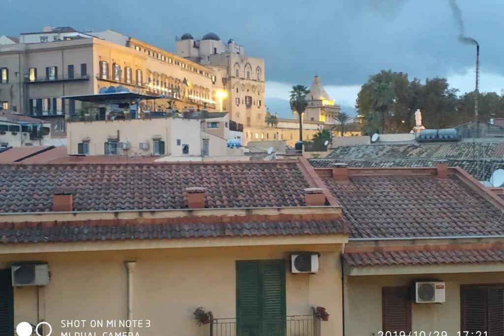 Home Sweet Home Appartamento Ricco Di Comfort Palermo Exteriör bild