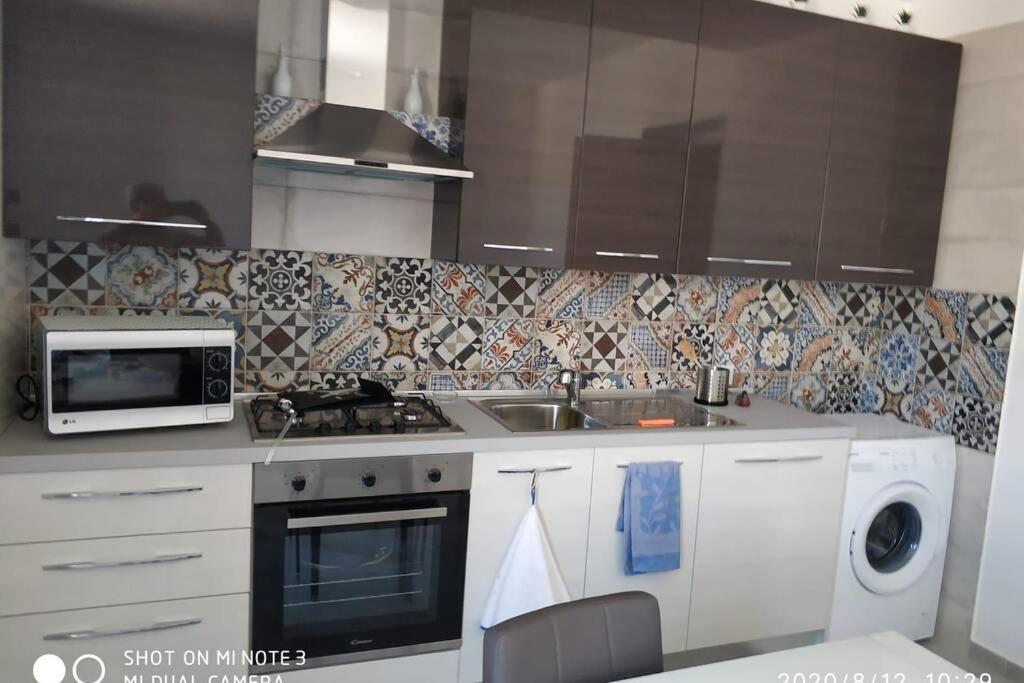 Home Sweet Home Appartamento Ricco Di Comfort Palermo Exteriör bild